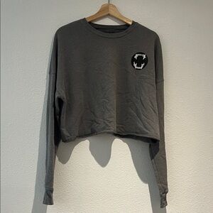 Fleo Charcoal Cropped Sweatshirt with Graphic